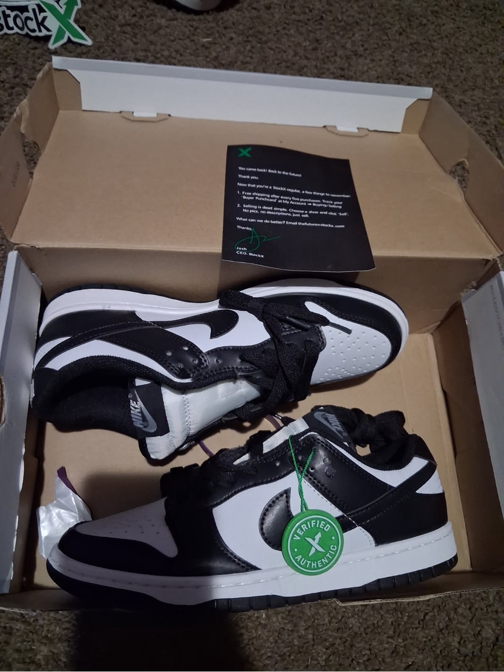 Nike Black and White Low Top Sneakers with Green Verification Tag